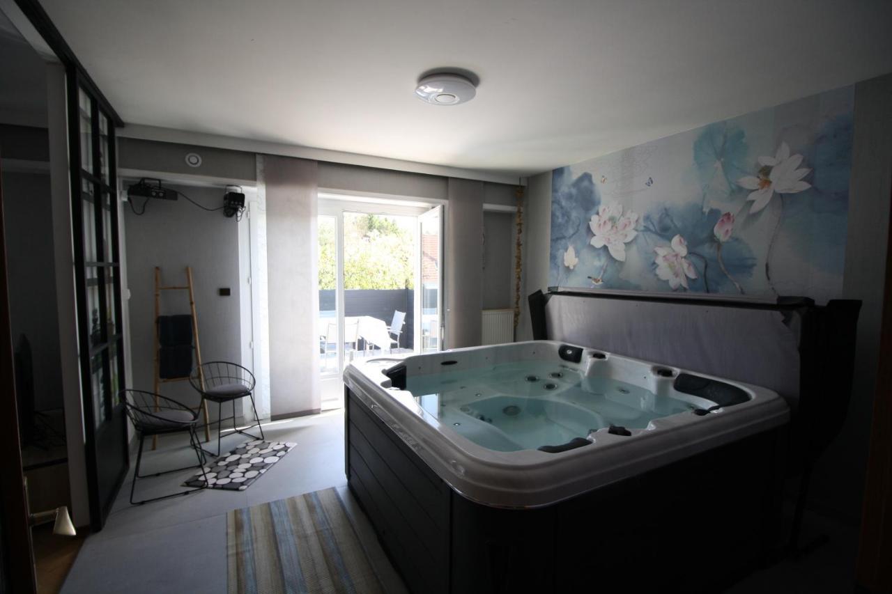 Villa Faby, Jacuzzy Sauna Privatif Saint-Maurice  Zewnętrze zdjęcie